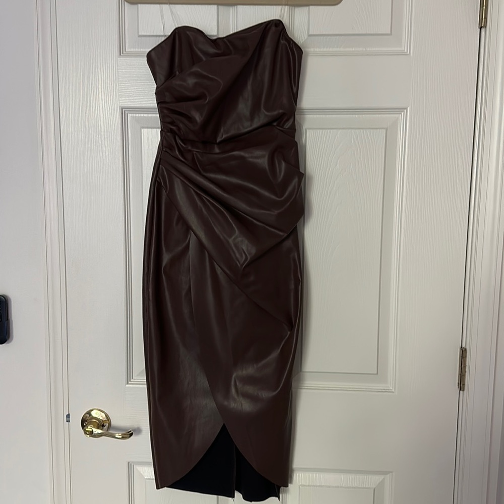 Dobe Brown leather mid dress with slit. Never been worn selling cause too small